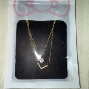 NWT Double Layered Gold Tone Rhinestone Necklace